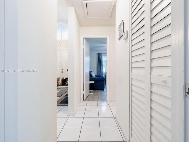 206 SW 159th Way, Sunrise, FL 33326