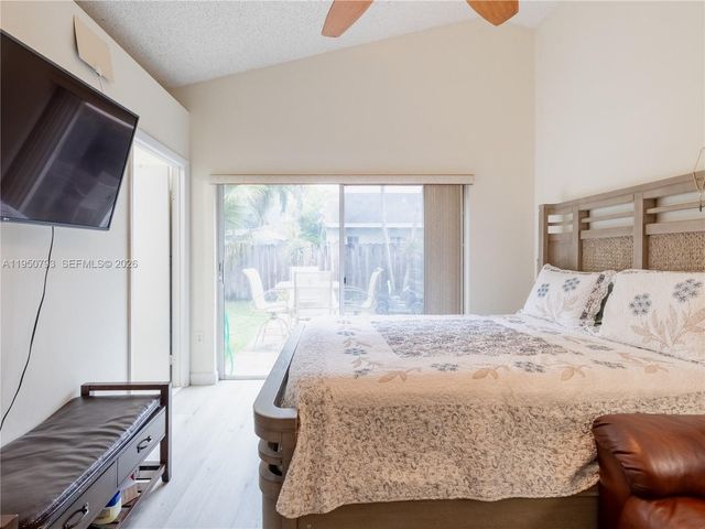 206 SW 159th Way, Sunrise, FL 33326