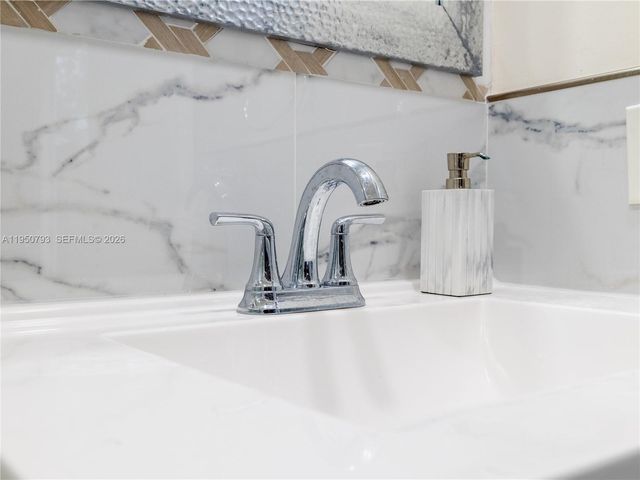 206 SW 159th Way, Sunrise, FL 33326