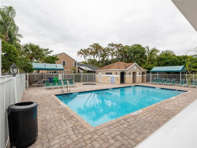 206 SW 159th Way, Sunrise, FL 33326