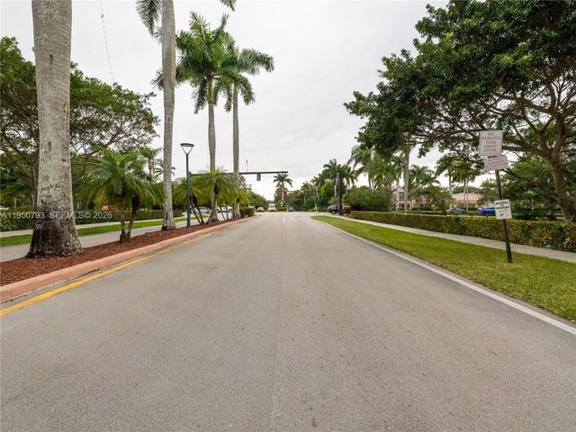 206 SW 159th Way, Sunrise, FL 33326