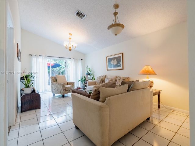 206 SW 159th Way, Sunrise, FL 33326