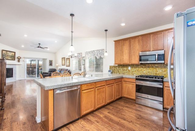 8659 Tegea Way, Elk Grove, CA 95624