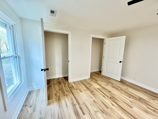 220 Friendship Hollow Rd, S, Pleasant Shade, TN 37145