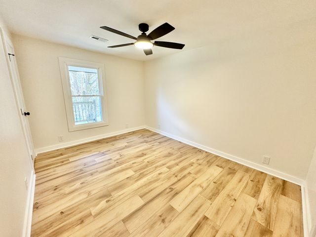 220 Friendship Hollow Rd, S, Pleasant Shade, TN 37145