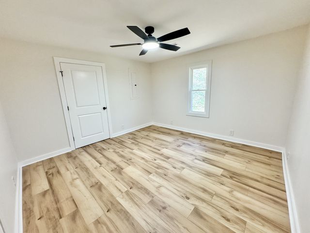 220 Friendship Hollow Rd, S, Pleasant Shade, TN 37145