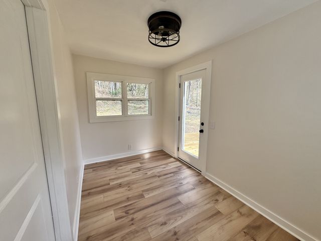 220 Friendship Hollow Rd, S, Pleasant Shade, TN 37145