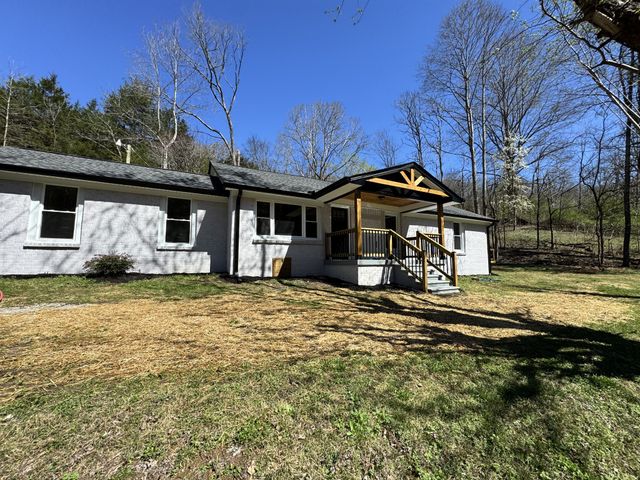 220 Friendship Hollow Rd, S, Pleasant Shade, TN 37145