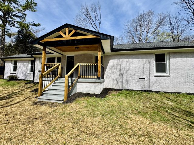 220 Friendship Hollow Rd, S, Pleasant Shade, TN 37145