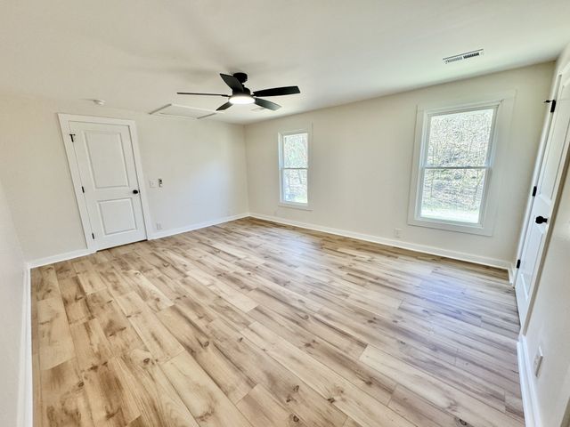 220 Friendship Hollow Rd, S, Pleasant Shade, TN 37145