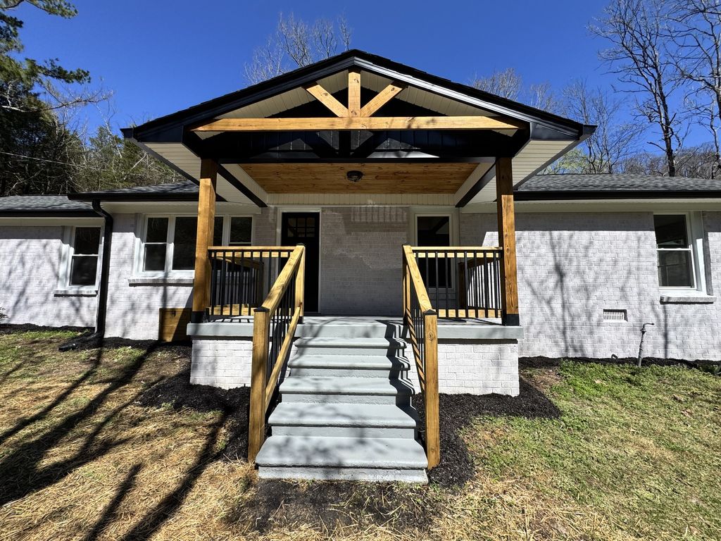 220 Friendship Hollow Rd, S, Pleasant Shade, TN 37145