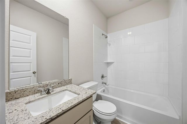1060 Lilly Lane, Bellville, TX 77418