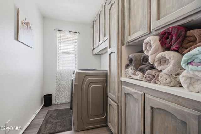 26201 Cumberland Road, Tehachapi, CA 93561