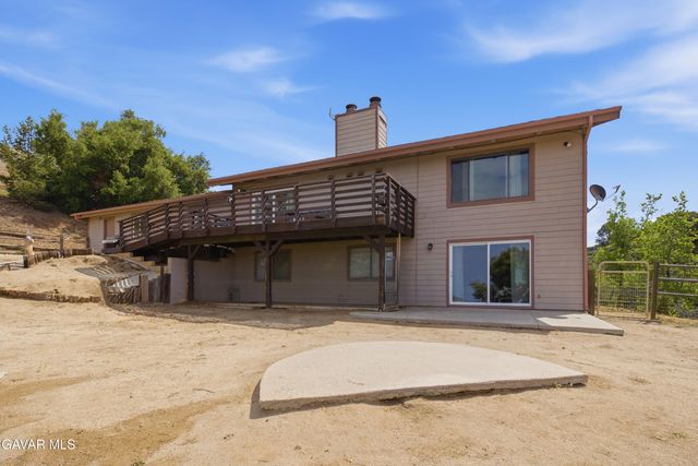 26201 Cumberland Road, Tehachapi, CA 93561