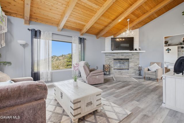26201 Cumberland Road, Tehachapi, CA 93561