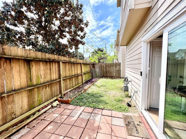 2225 Naomi Street, Houston, TX 77054