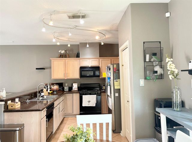 2225 Naomi Street, Houston, TX 77054