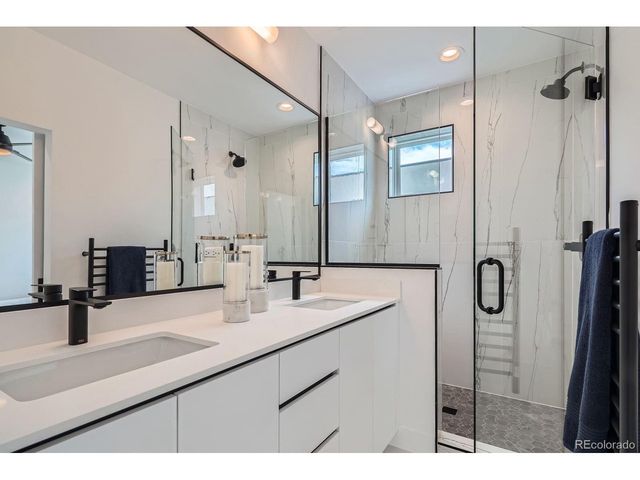 2128 Applewood Dr, Lakewood, CO 80215