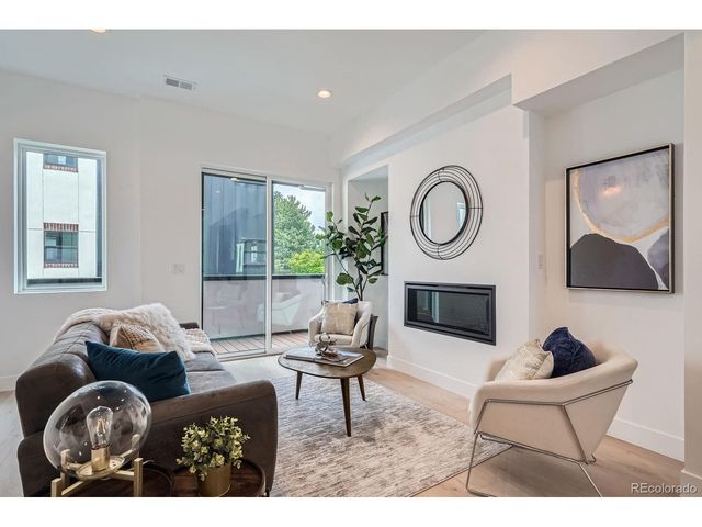 2128 Applewood Dr, Lakewood, CO 80215