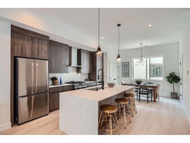 2128 Applewood Dr, Lakewood, CO 80215