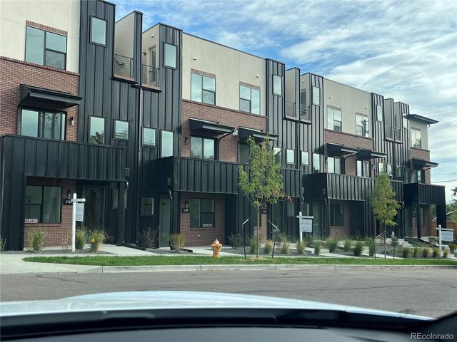 2128 Applewood Dr, Lakewood, CO 80215