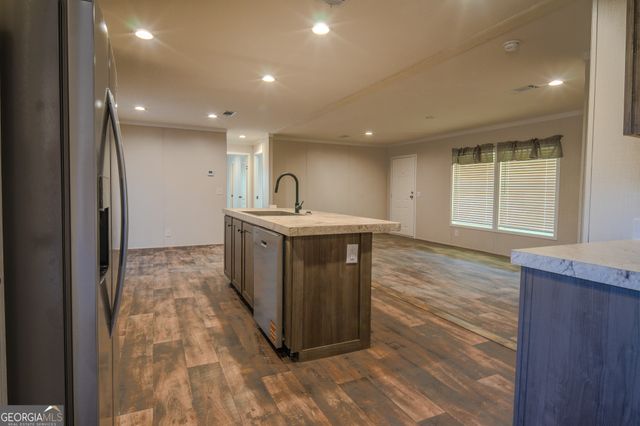 1501 Launius Road, Good Hope, GA 30641