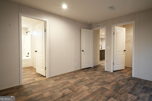 1501 Launius Road, Good Hope, GA 30641