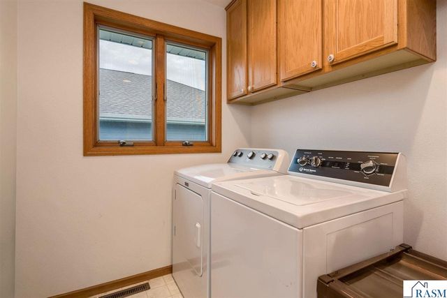 118 Chase Avenue, Nicollet, MN 56074