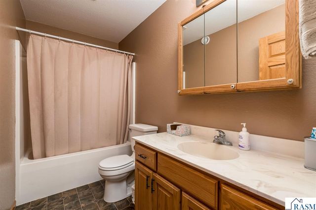 118 Chase Avenue, Nicollet, MN 56074