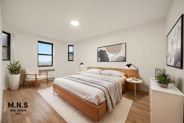 15501 90th Ave Apt 6J, New York City, NY 11432