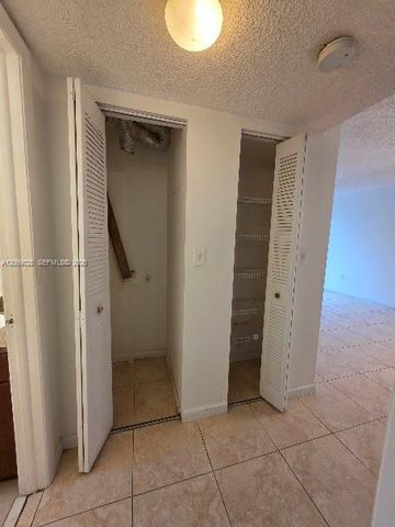 8145 NW 7th Street 201, Miami, FL 33126