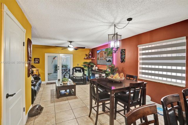 2359 W 74th Street 1104, Hialeah, FL 33016