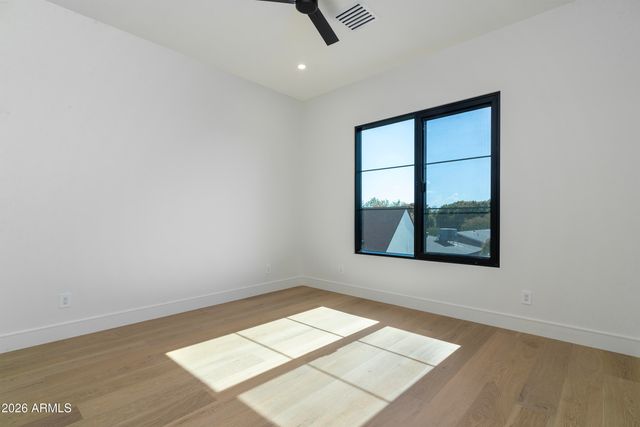 4030 N 49TH Street, Phoenix, AZ 85018