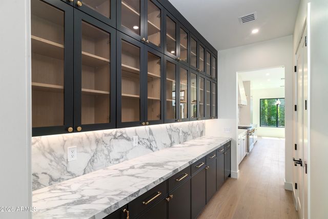 4030 N 49TH Street, Phoenix, AZ 85018