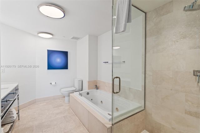 4401 Collins Avenue 2517, Miami Beach, FL 33140