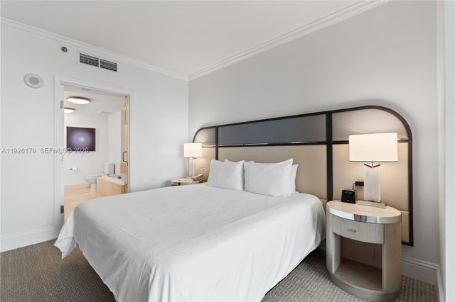 4401 Collins Avenue 2517, Miami Beach, FL 33140