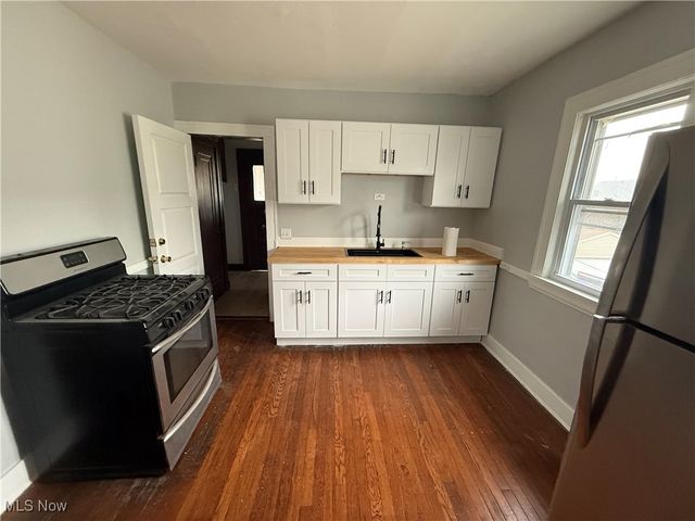 3540 E 154 Street 2, Cleveland, OH 44120