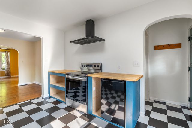 1719 N Lynhurst Drive, Indianapolis, IN 46224