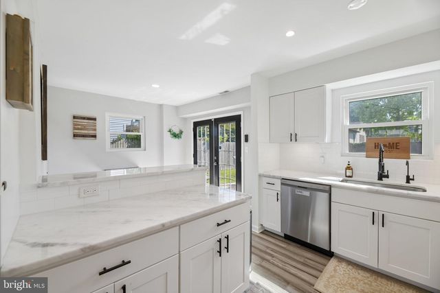 1711 ELKRIDGE DR, Edgewater, MD 21037