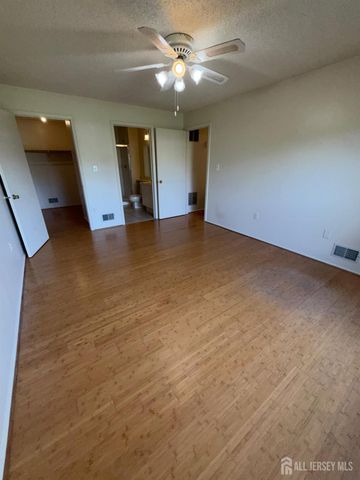 380 Lancaster Court, Piscataway, NJ 08854