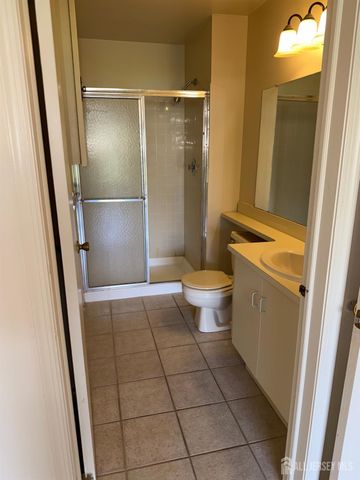380 Lancaster Court, Piscataway, NJ 08854