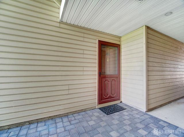 380 Lancaster Court, Piscataway, NJ 08854