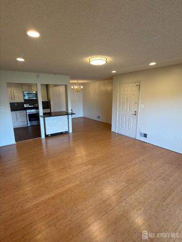380 Lancaster Court, Piscataway, NJ 08854