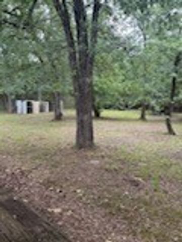 420 Post Oak Road, Wills Point, TX 75169