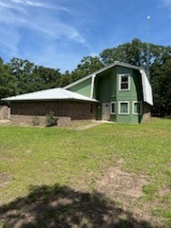 420 Post Oak Road, Wills Point, TX 75169
