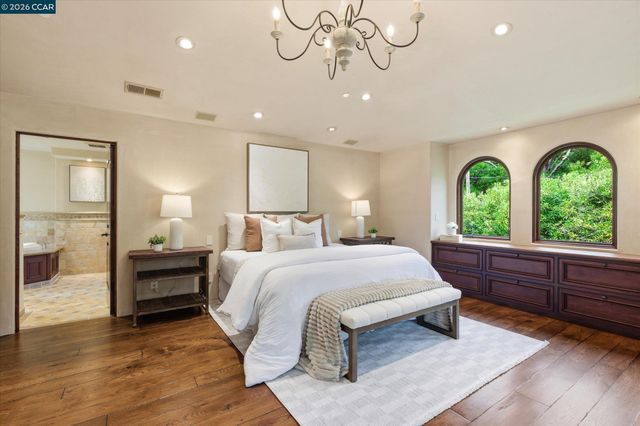 80 Rheem Blvd, Orinda, CA 94563
