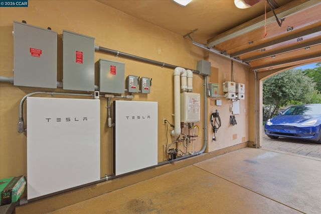 80 Rheem Blvd, Orinda, CA 94563