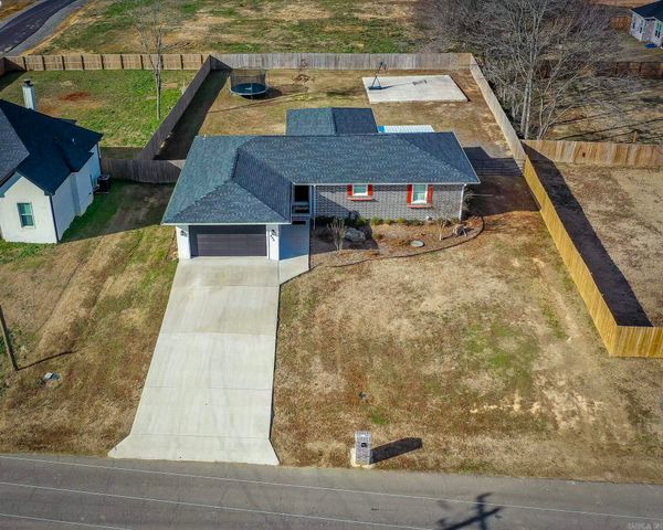 840 Moon Road, Ward, AR 72176