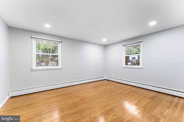 7 DALE DR, Voorhees, NJ 08043