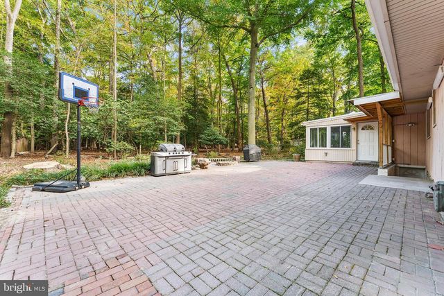 7 DALE DR, Voorhees, NJ 08043